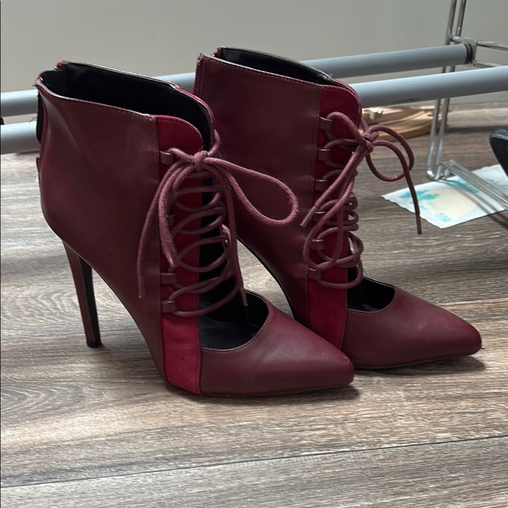 Elegant Burgundy Lace-Up Ankle Boots